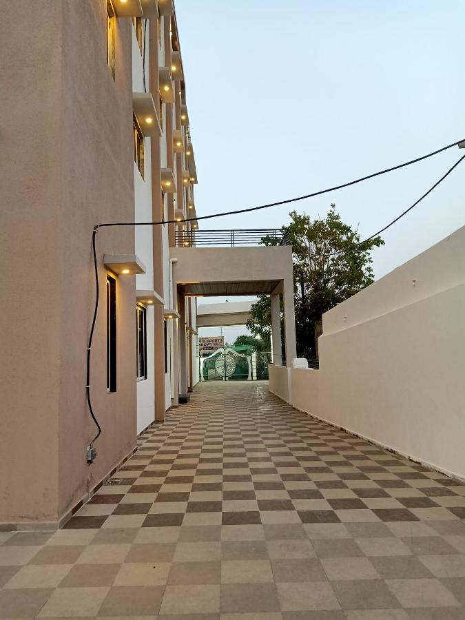 Sun Stone Hotel & Club - Jawai Sheoganj Exteriör bild