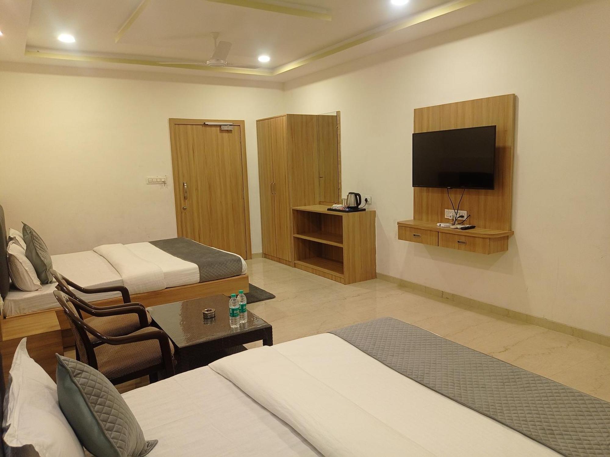 Sun Stone Hotel & Club - Jawai Sheoganj Exteriör bild