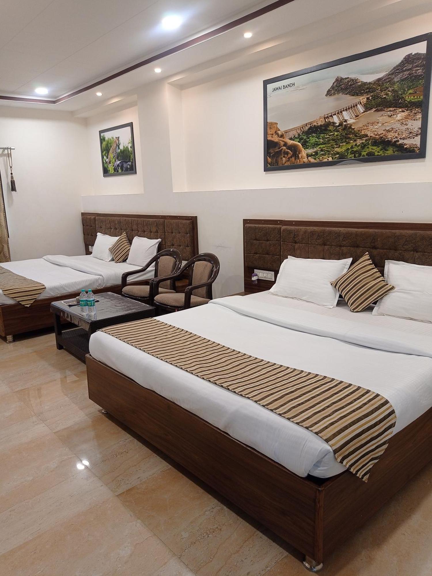 Sun Stone Hotel & Club - Jawai Sheoganj Exteriör bild