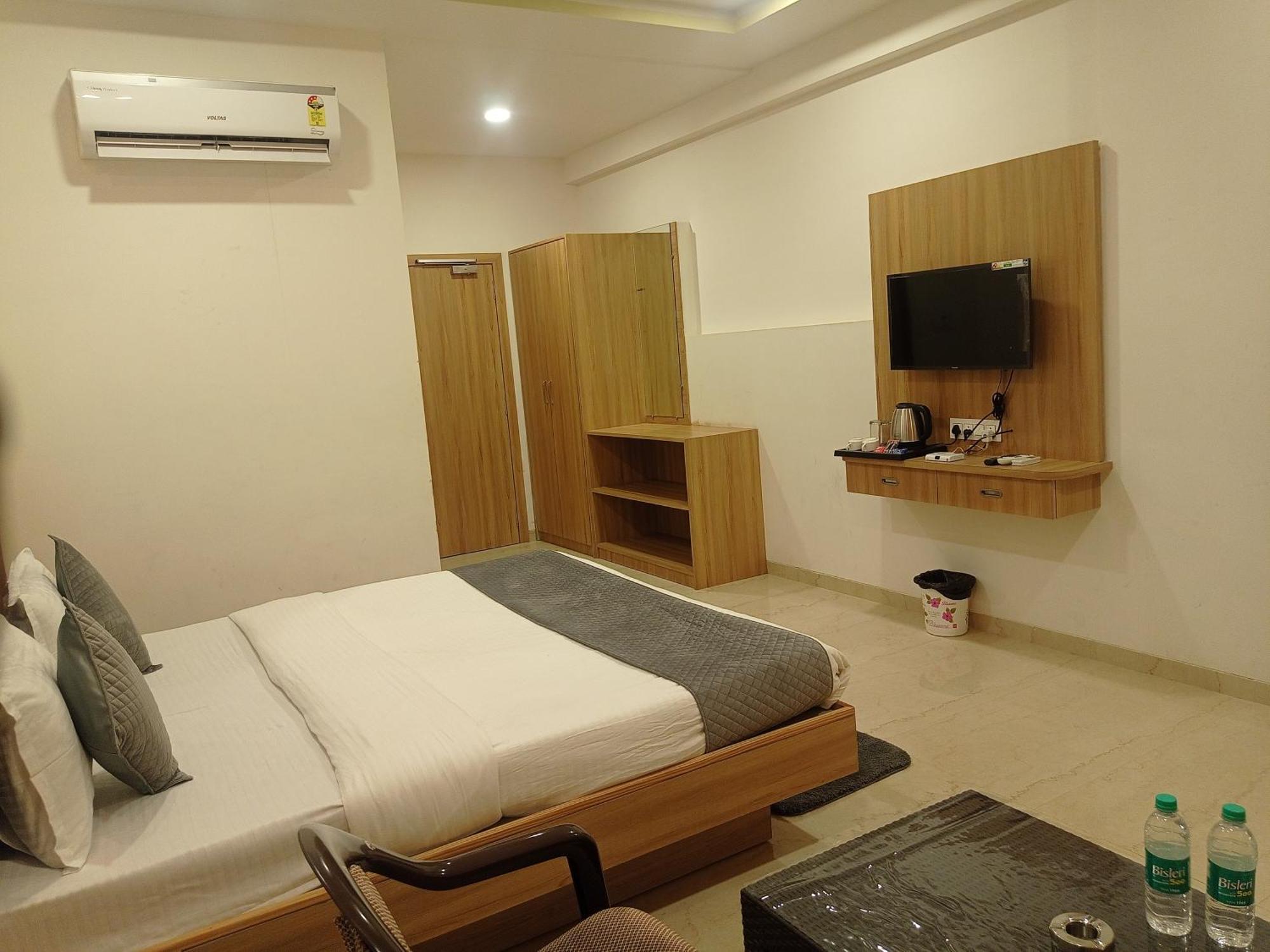 Sun Stone Hotel & Club - Jawai Sheoganj Exteriör bild